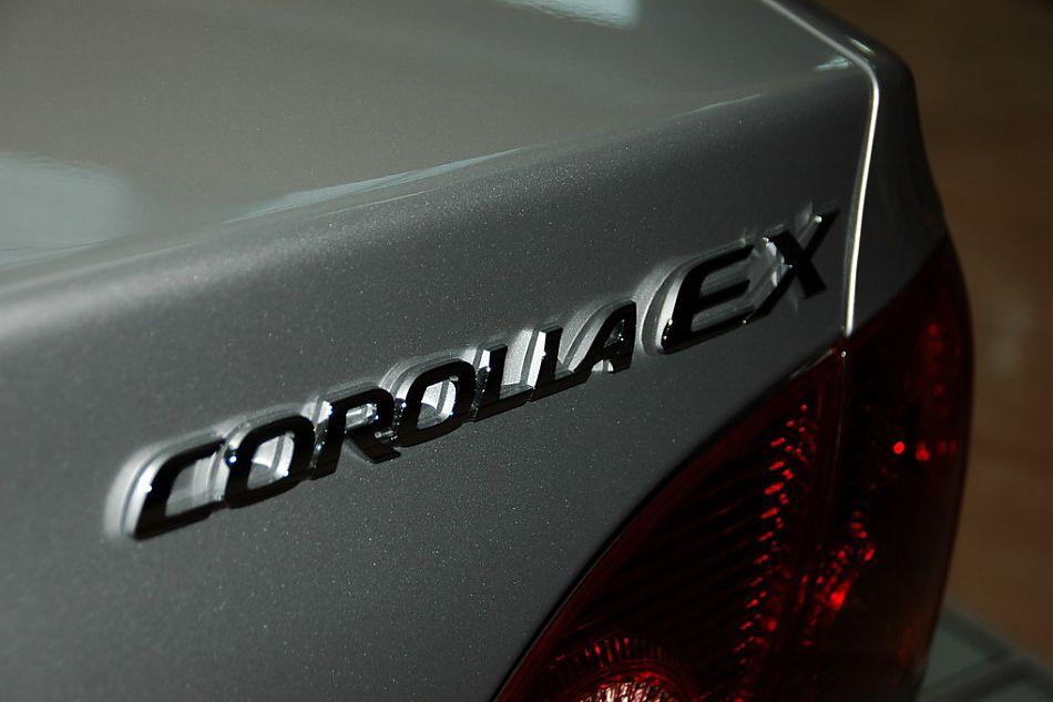 天津一汽丰田新花冠尾部细节