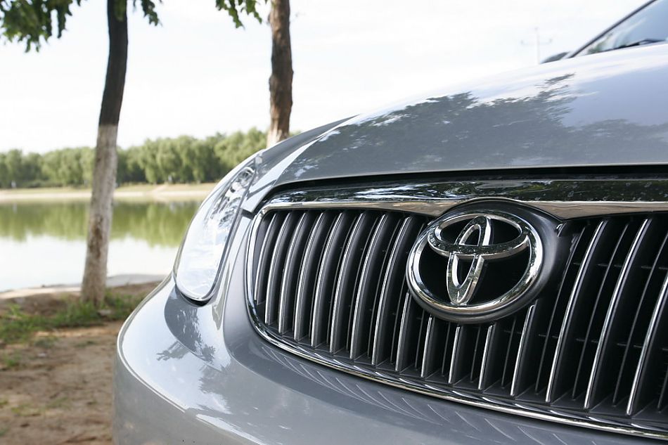 图为花冠EX外观及细节