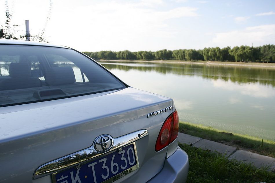 图为花冠EX外观及细节