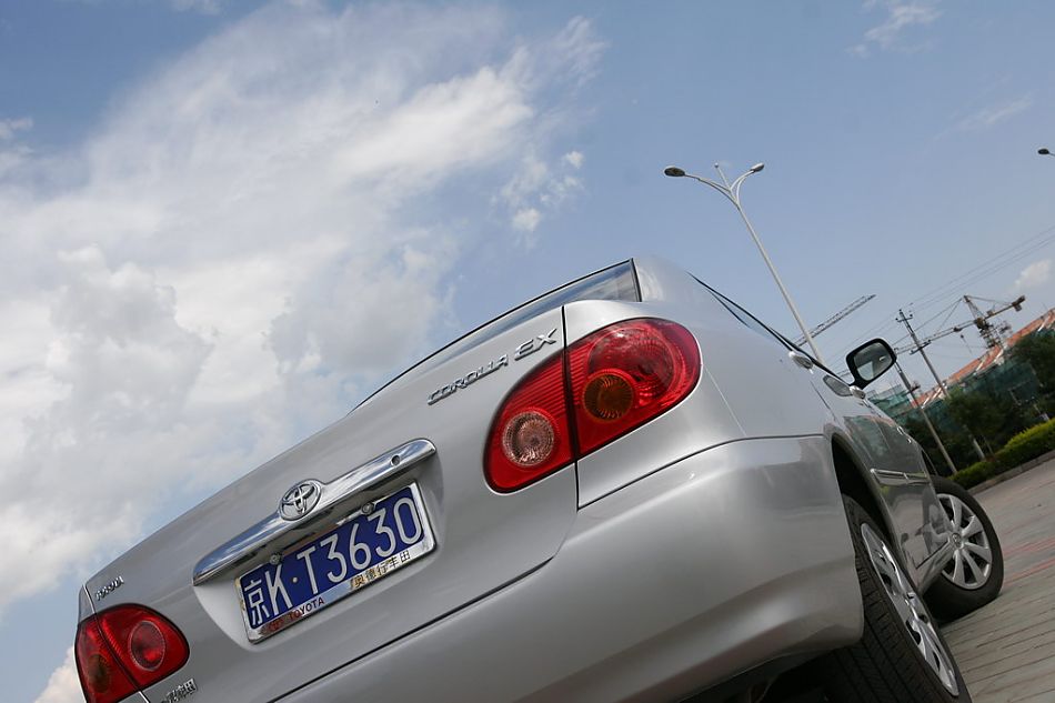 图为花冠EX外观及细节