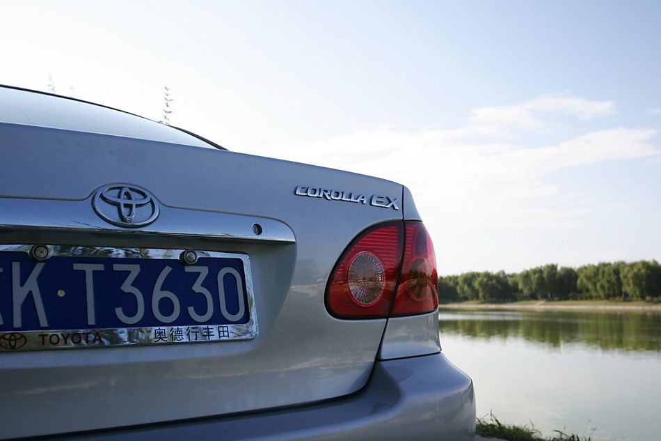 图为花冠EX外观及细节