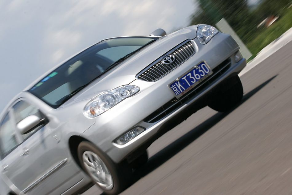 图为花冠行驶中的动态