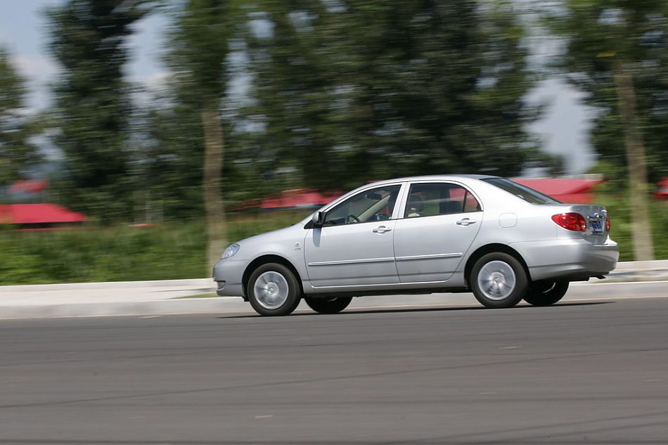 图为内饰及细节