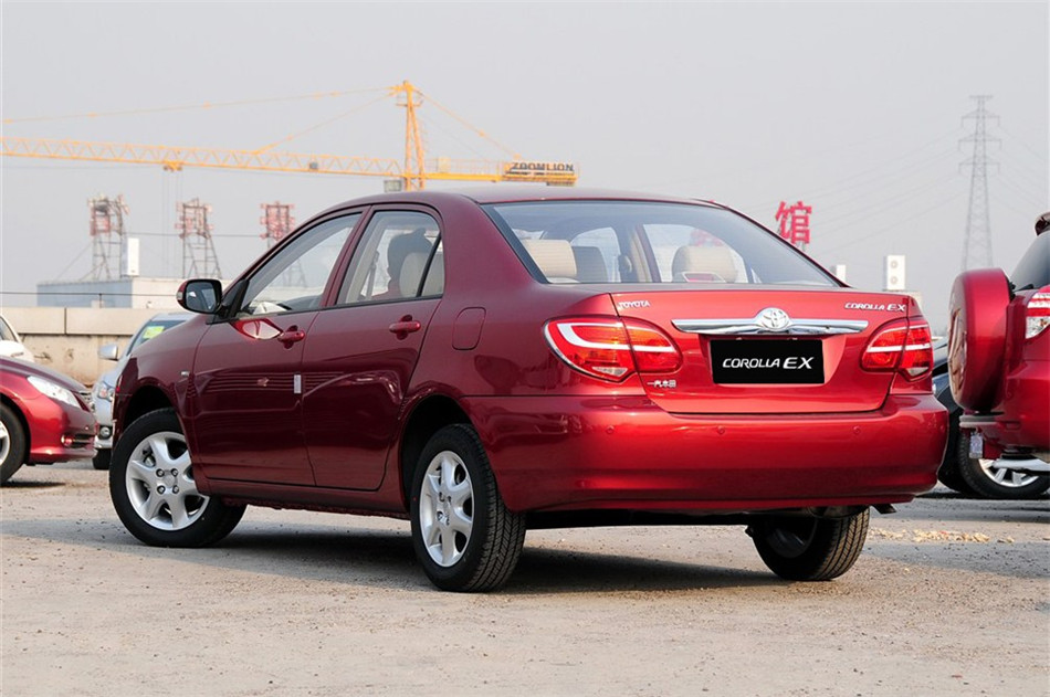 2013款花冠1.6L AT 豪华版 外观