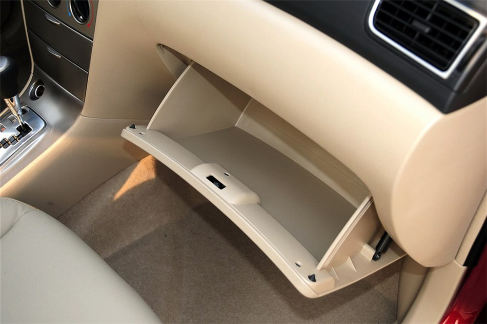 花冠EX 2013款 1.6L AT 豪华版 内饰