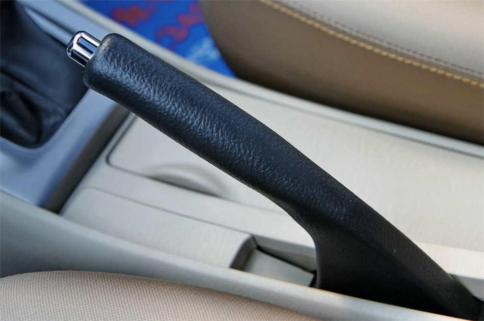 2013款花冠1.6L手动卓越版