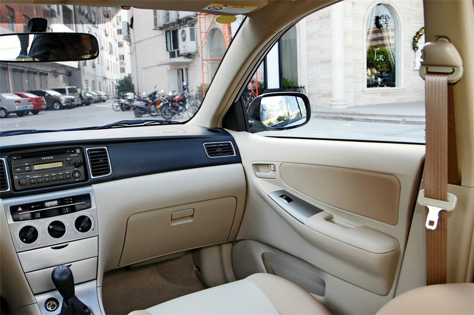 2013款花冠1.6L手动卓越版