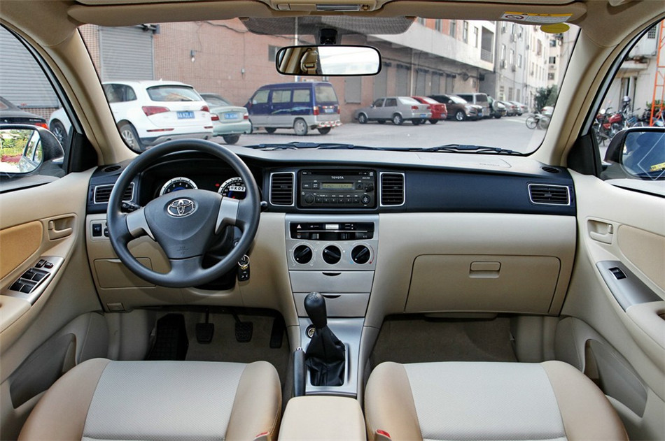 2013款花冠1.6L手动卓越版