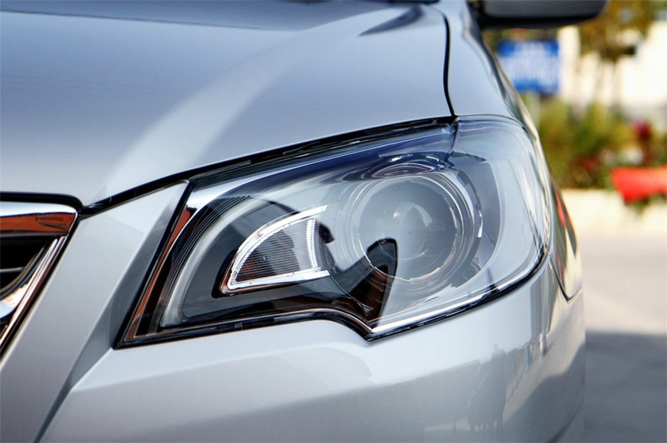 2013款花冠1.6L手动卓越版