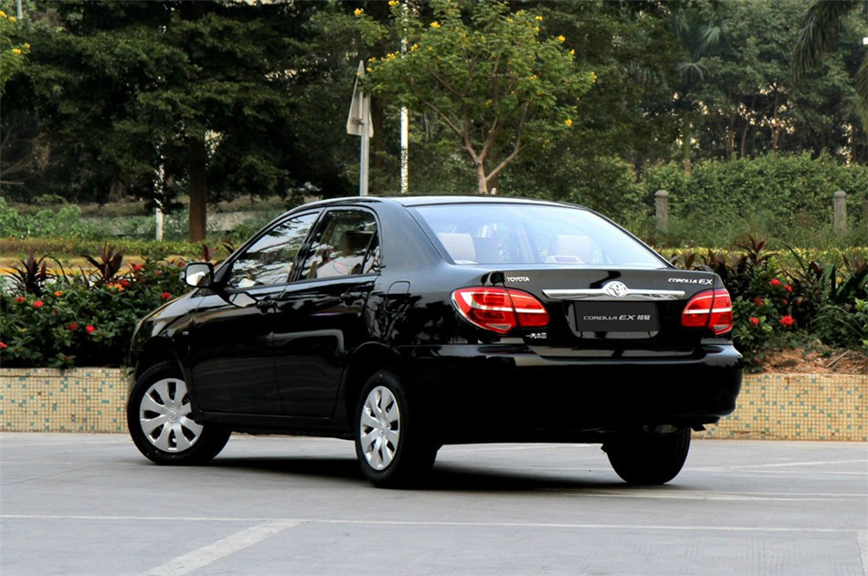 2013款花冠1.6L自动卓越版