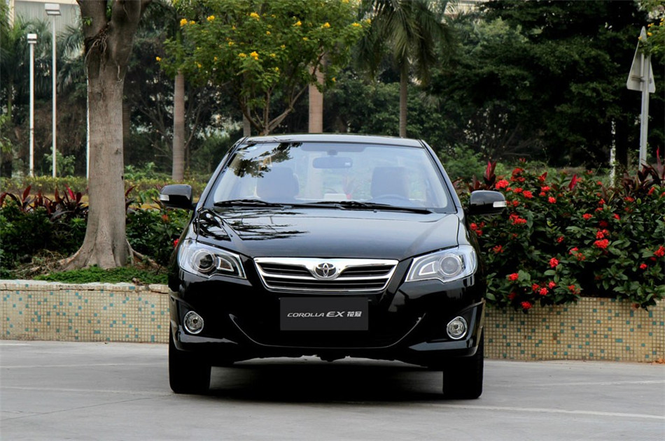 2013款花冠1.6L自动卓越版