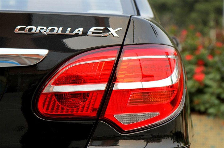 2013款花冠1.6L自动卓越版