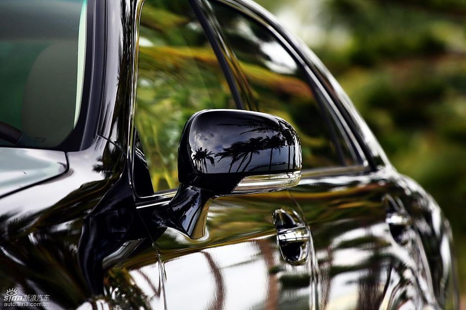 丰田新皇冠试驾实拍图外观