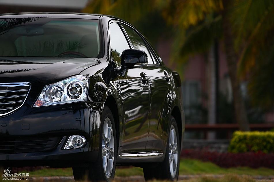 丰田新皇冠试驾实拍图外观