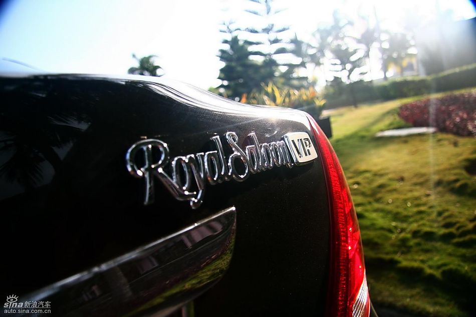 丰田新皇冠试驾实拍图外观