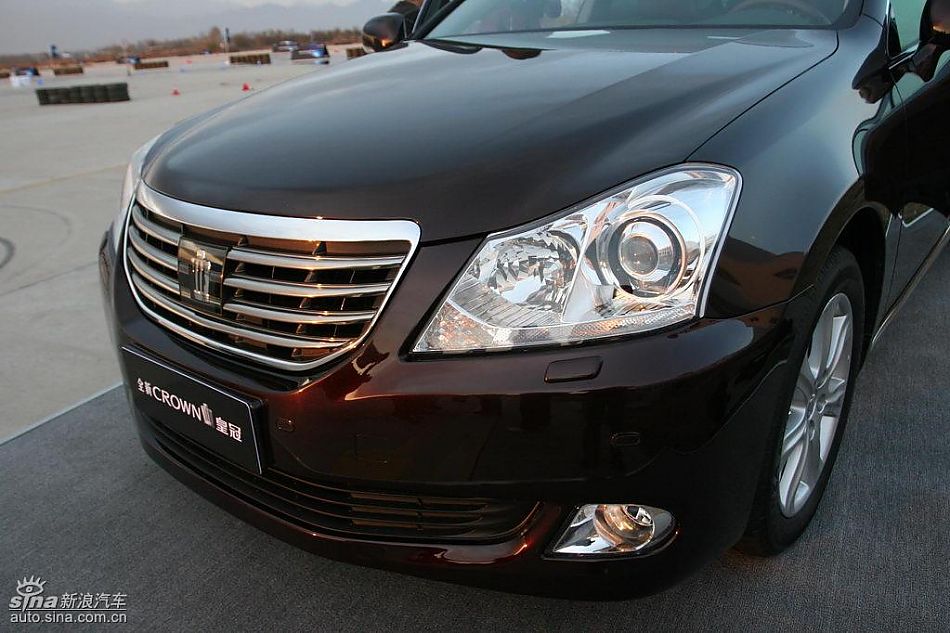 新皇冠外观及细节