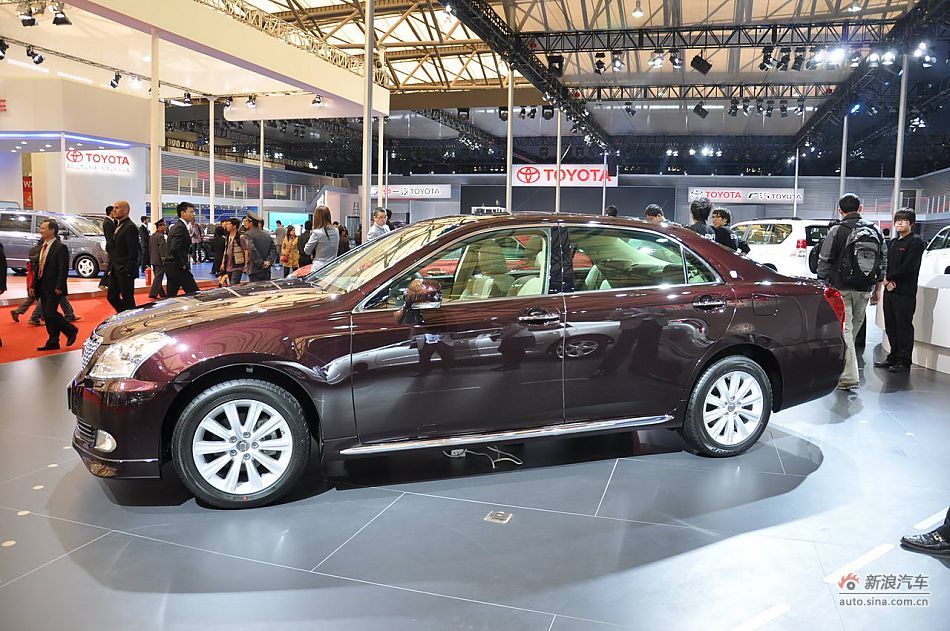 一汽丰田新皇冠