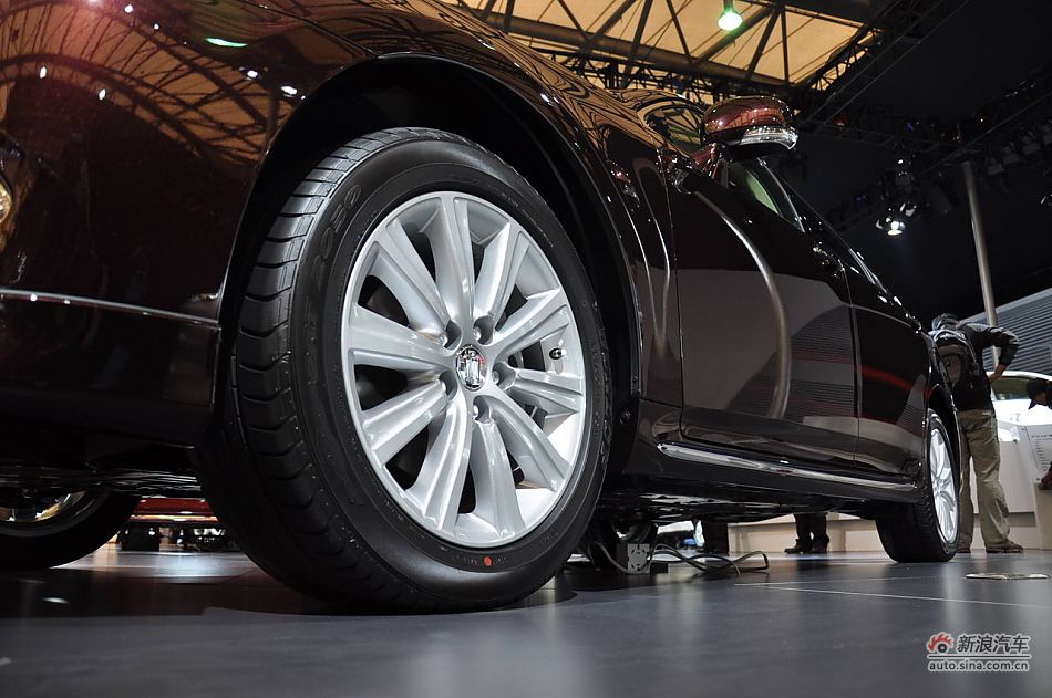 一汽丰田新皇冠