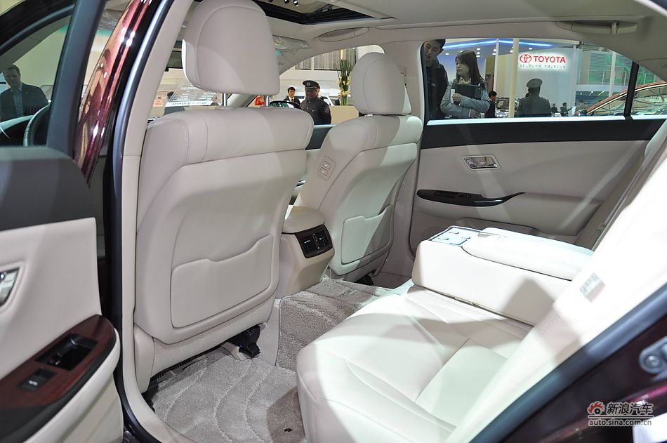 一汽丰田新皇冠