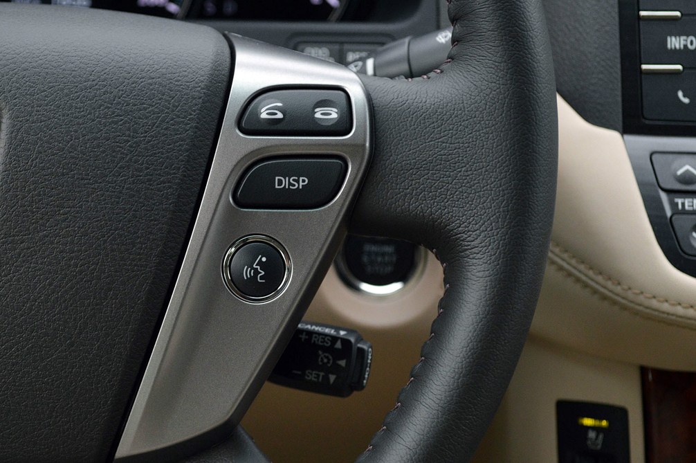 2012款 V6 2.5L AT Royal 内饰