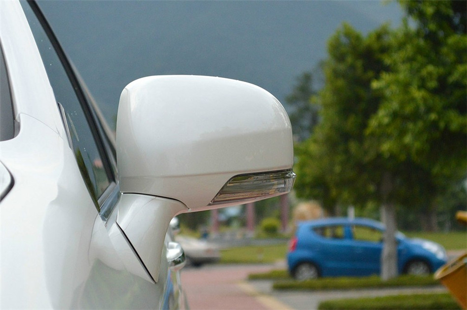 2012款 V6 2.5L AT Royal