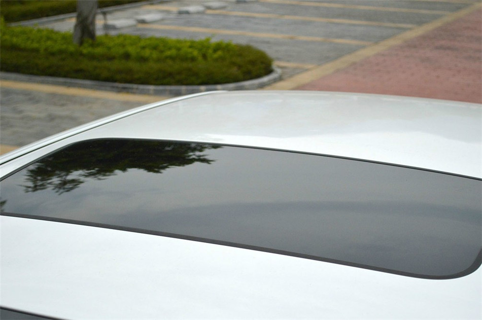 2012 V6 2.5L AT Royal