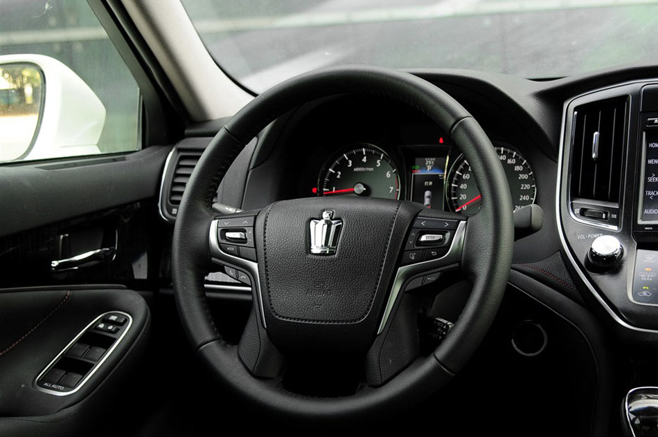 2015款 2.5L 时尚版 内饰