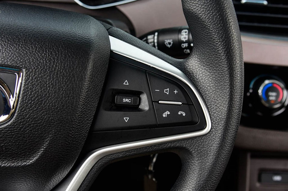 2017款 1.5L 时尚型 内饰