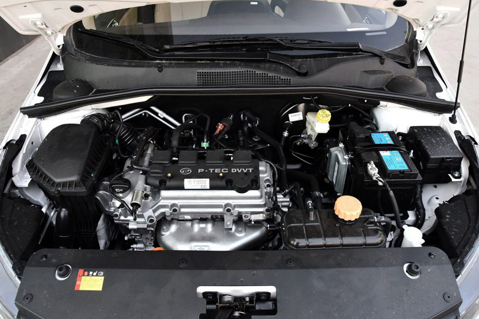 2017款 1.5L 时尚型 引擎地盘