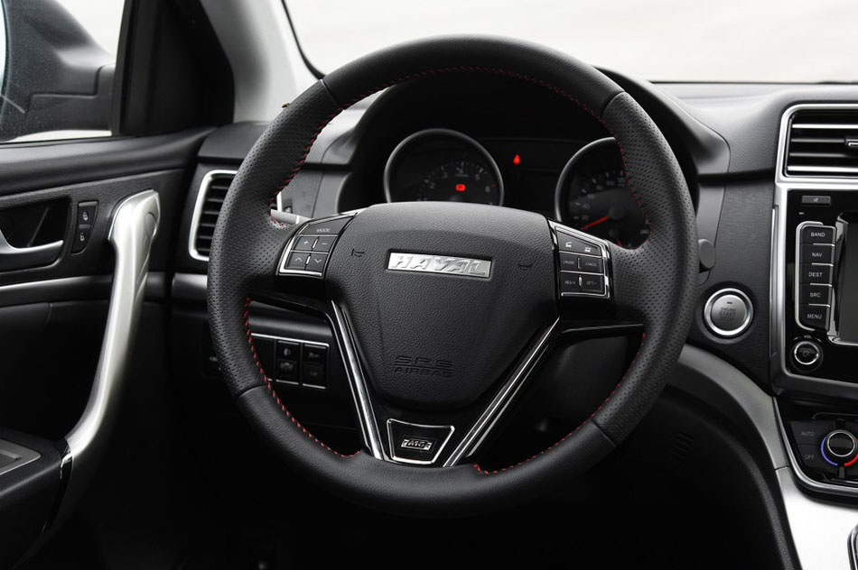 2017款 1.5T 自动两驱尊贵型 内饰