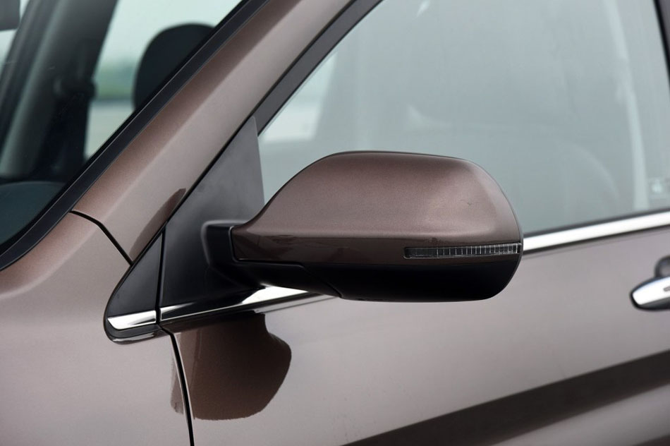 2017款 1.5T 自动两驱尊贵型 细节