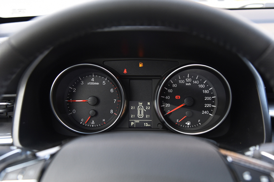 2021款 PLUS 1.5T DCT豪华智联型 内饰