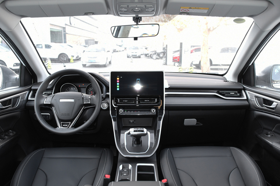 2021款 PLUS 1.5T DCT豪华智联型 内饰