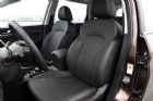 2017款 1.5T 自动两驱尊贵型 座椅空间