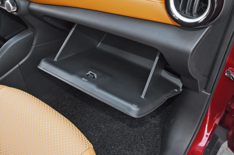 2017款 1.5L CVT智领版 内饰