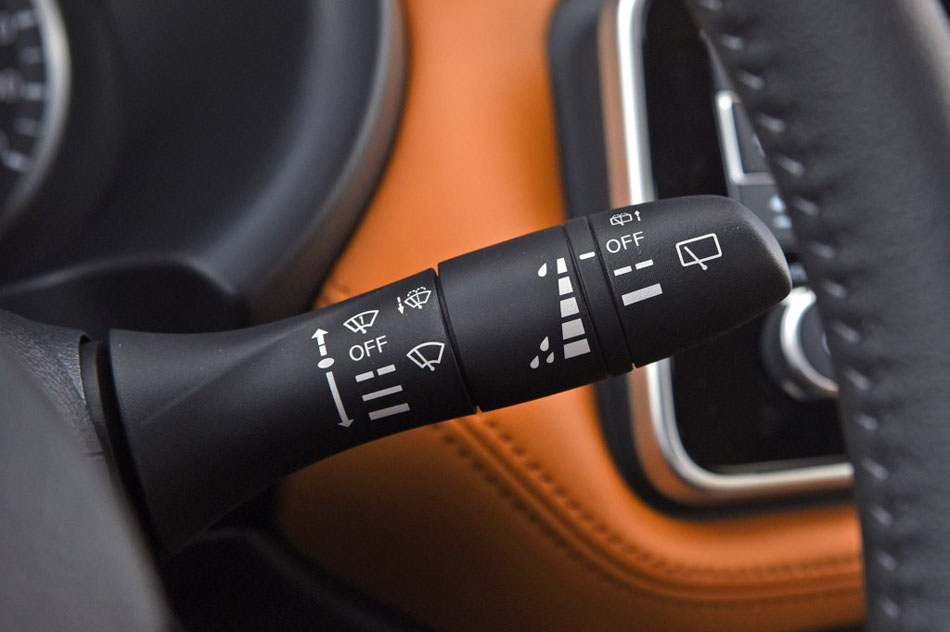 2017款 1.5L CVT智领版 内饰