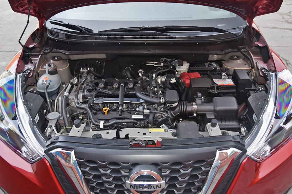 2017款 1.5L CVT智领版 引擎地盘