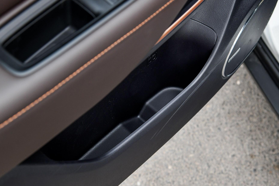 2017款 150N 手动舒适版 座椅空间