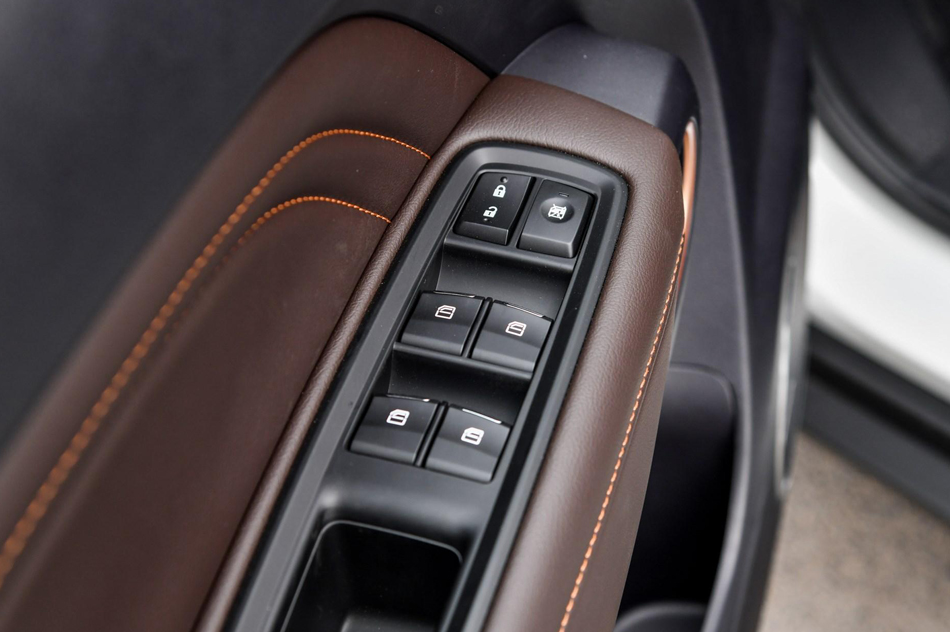 2017款 150N 手动舒适版 座椅空间