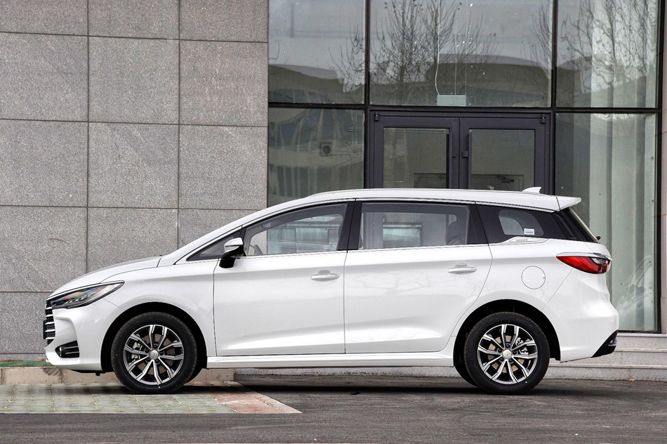 2019款 1.5T 自动智联睿动型 6座 国V 外观