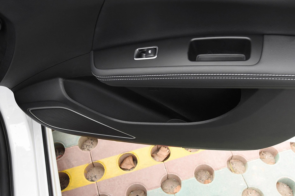 2019款 1.5T 自动智联睿动型 6座 国V 座椅空间