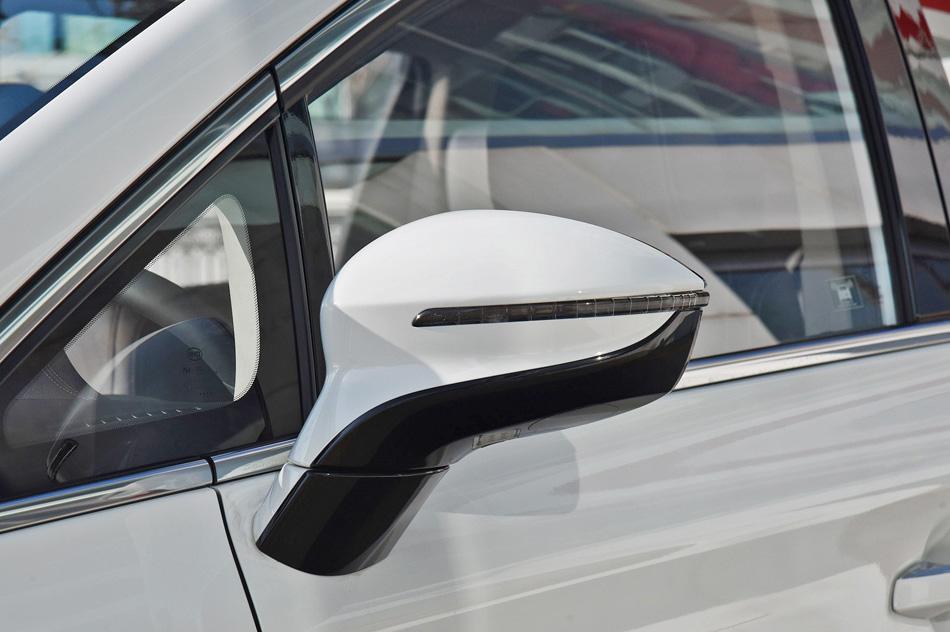 2019款 1.5T 自动智联睿动型 6座 国V 细节