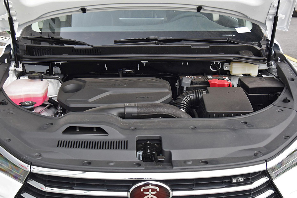 2019款 1.5T 自动智联睿动型 6座 国V 引擎底盘