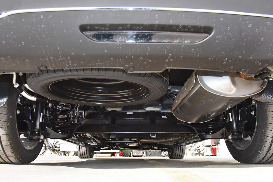 2019款 1.5T 自动智联睿动型 6座 国V 引擎底盘