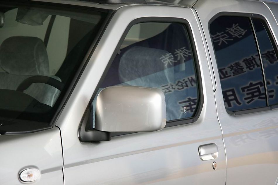 郑州日产帕拉丁外后视镜