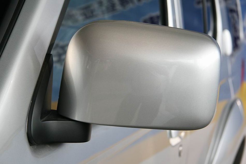 郑州日产帕拉丁外后视镜