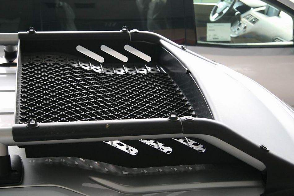 郑州日产帕拉丁外观