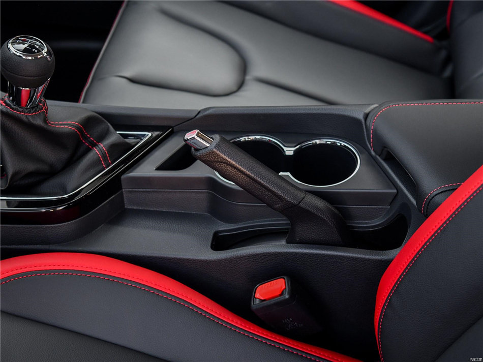 2019款启辰D60 内饰功能