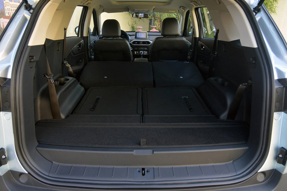 2018款 1.8L CVT智联型 7座 座椅空间