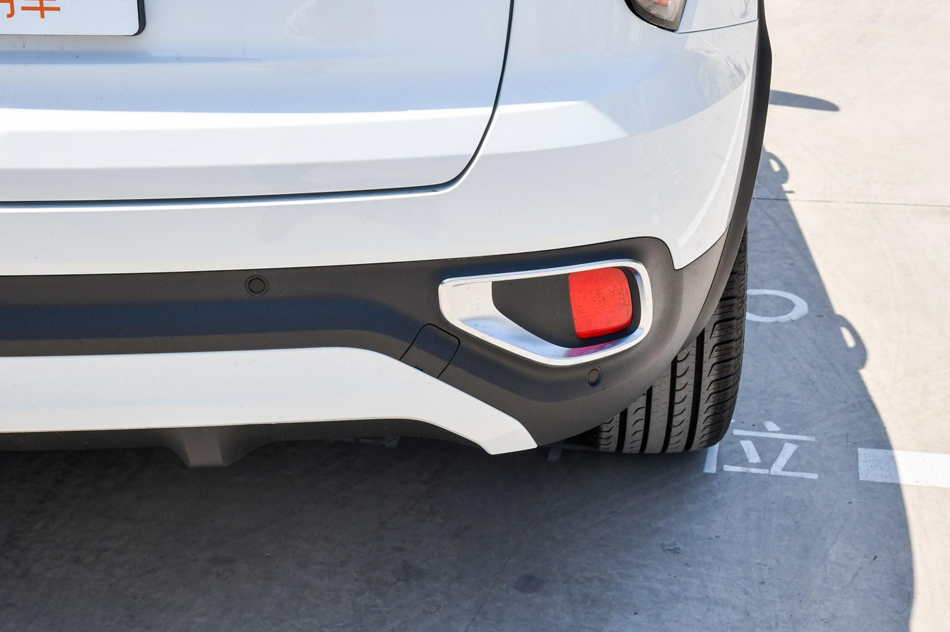 2018款 2.0T 两驱型+版 细节